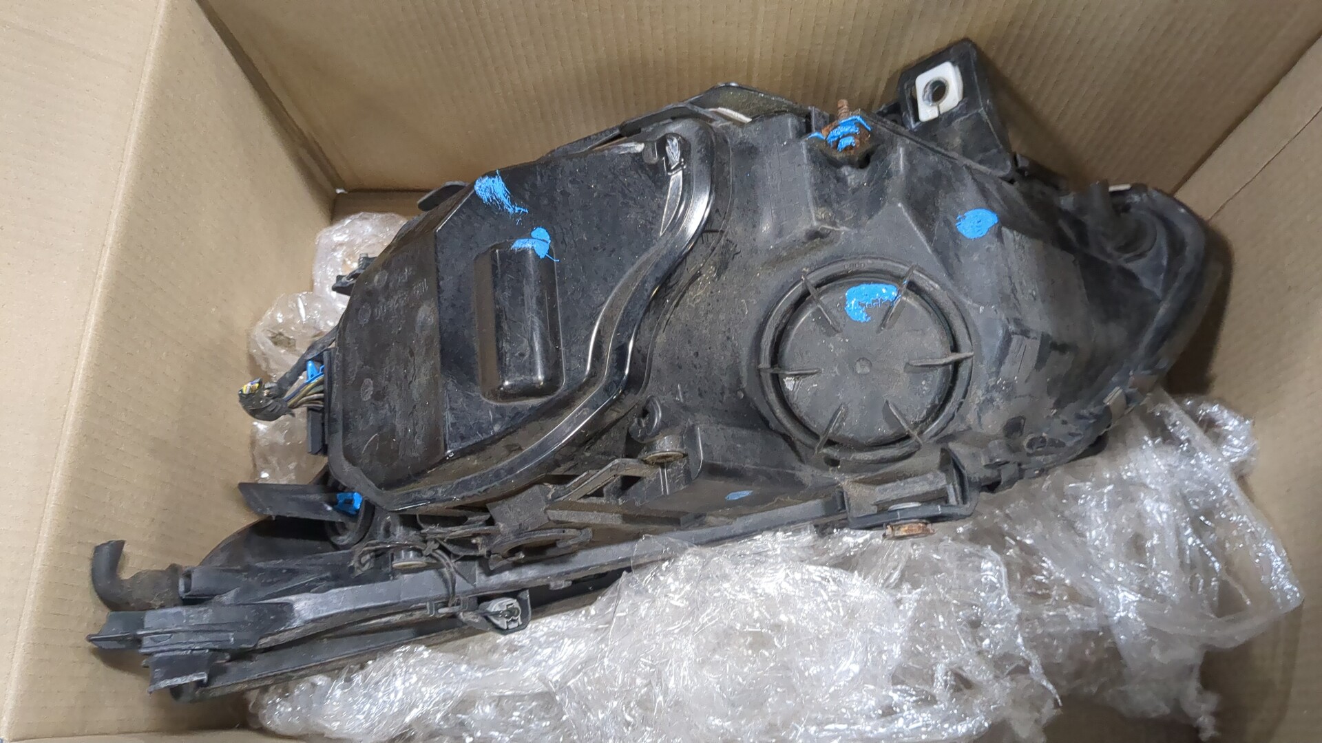 Фара правая