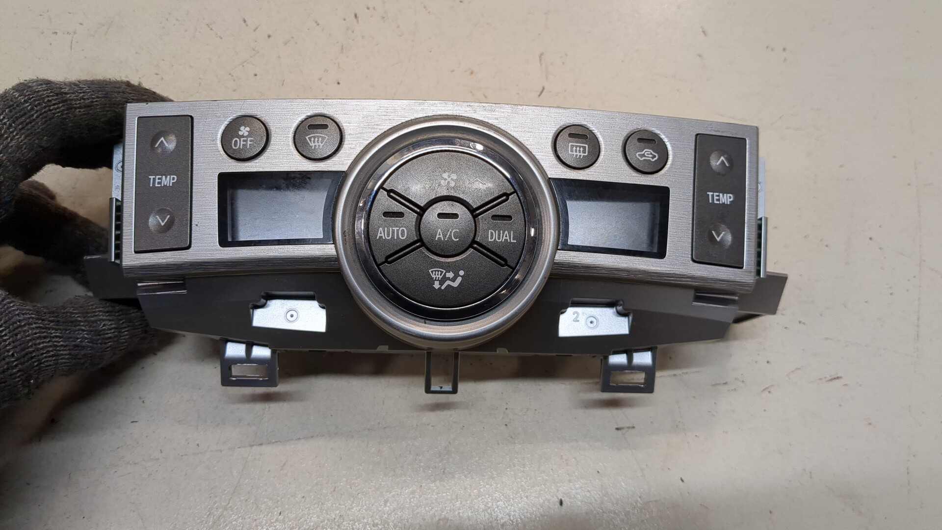 Переключатель отопителя