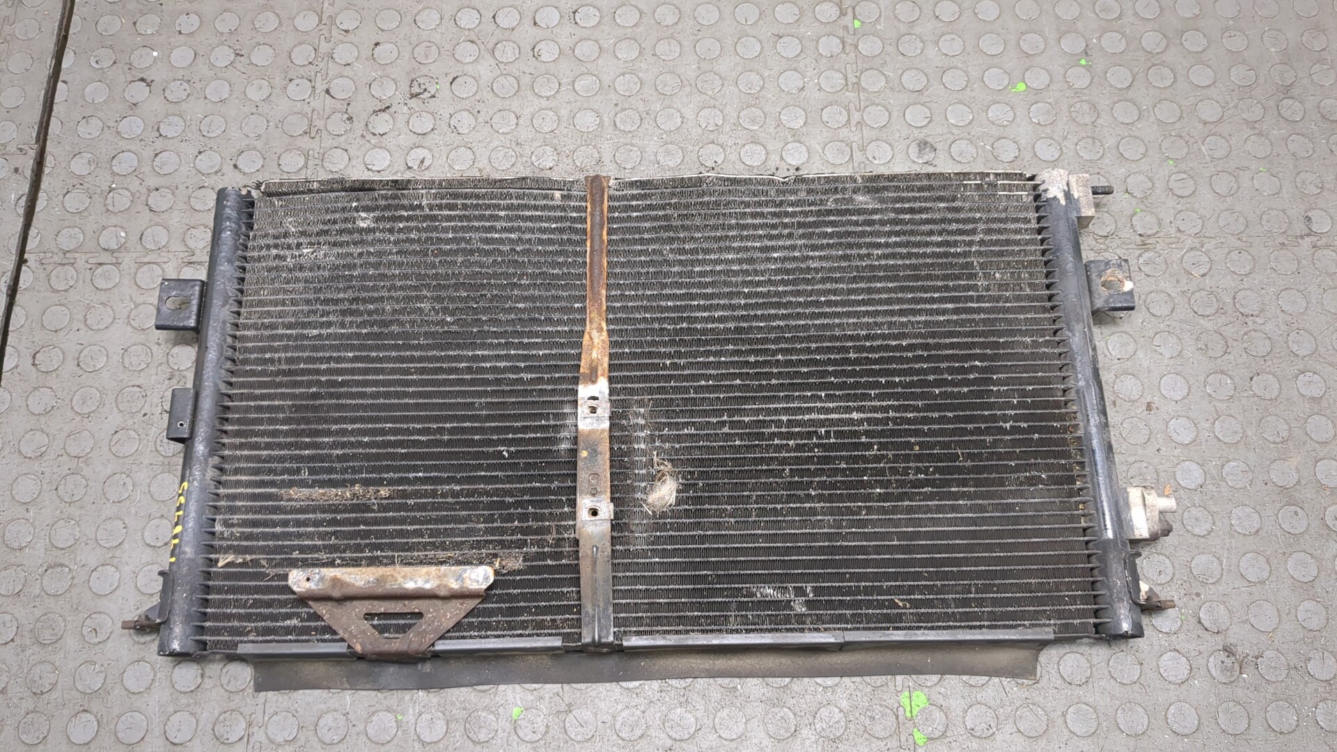 Радиатор кондиционера / конденсер
