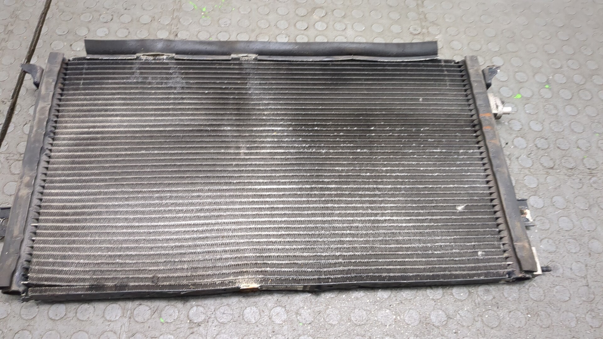 Радиатор кондиционера / конденсер