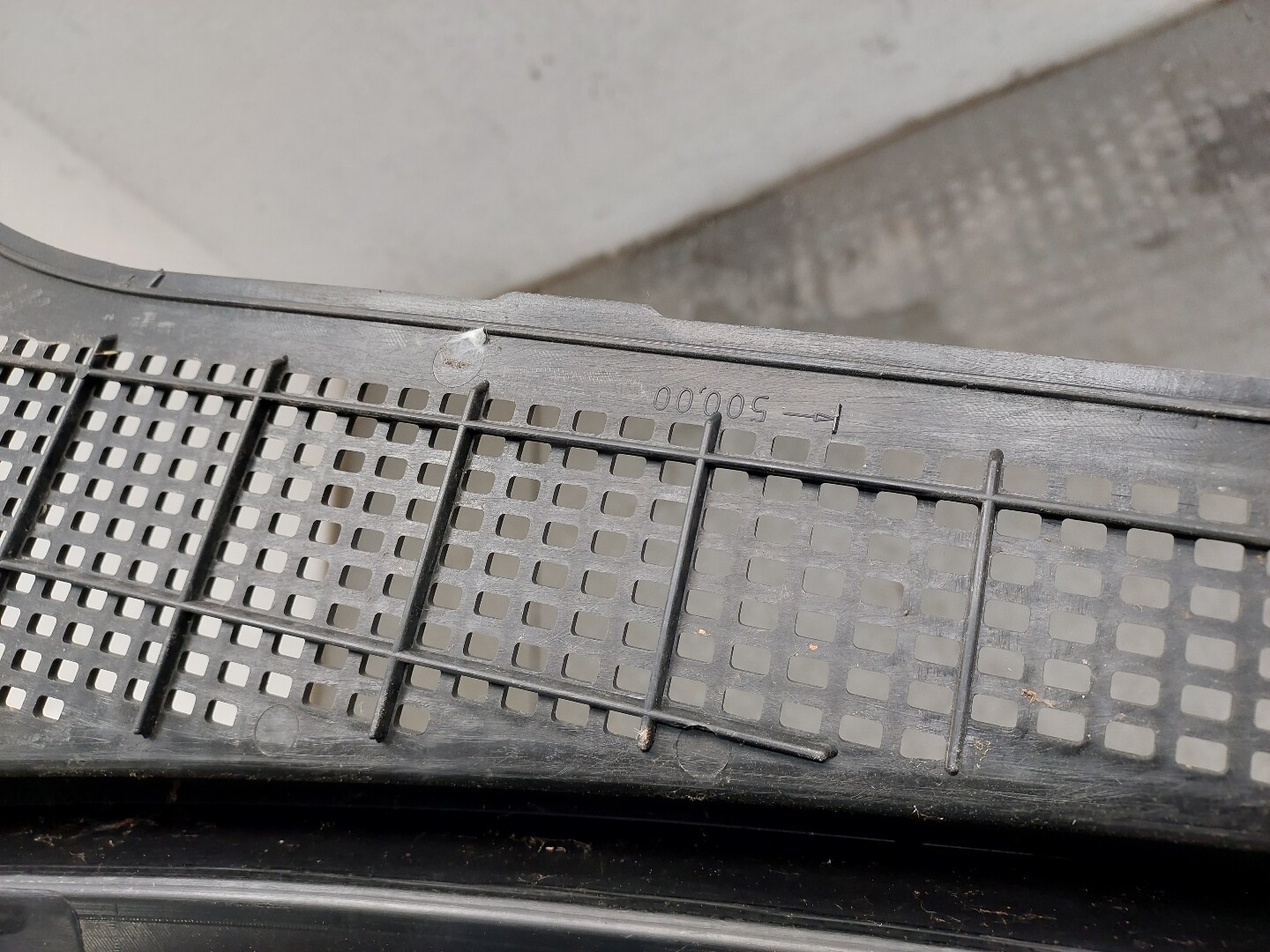 Решетка стеклоочистителей (Жабо)