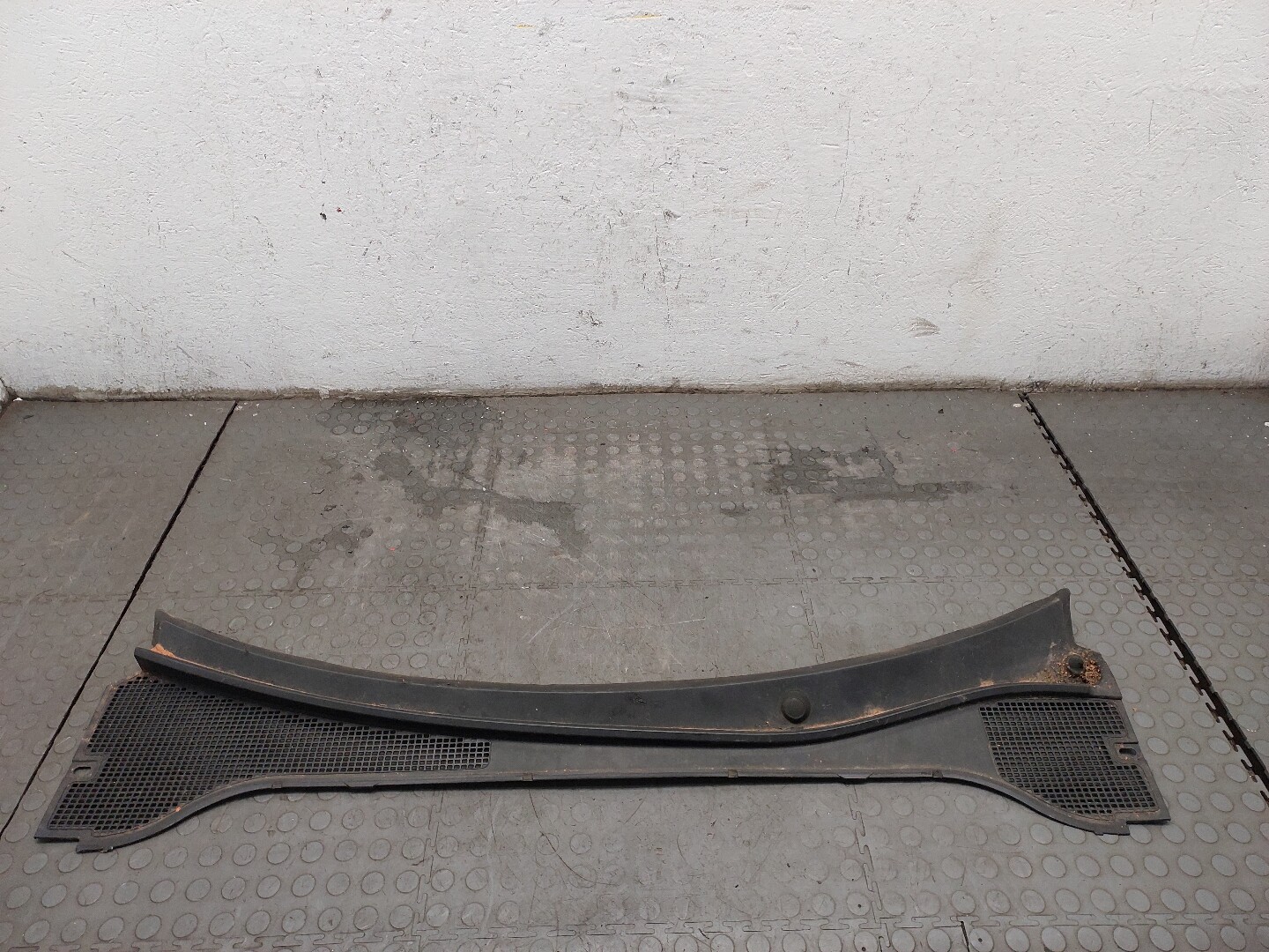 Решетка стеклоочистителей (Жабо)