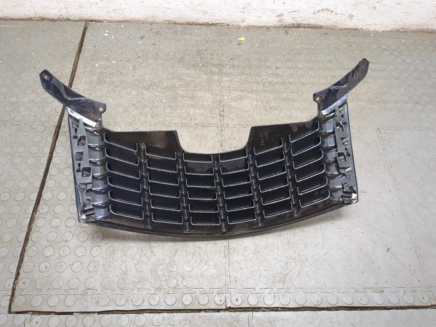 Решетка радиатора