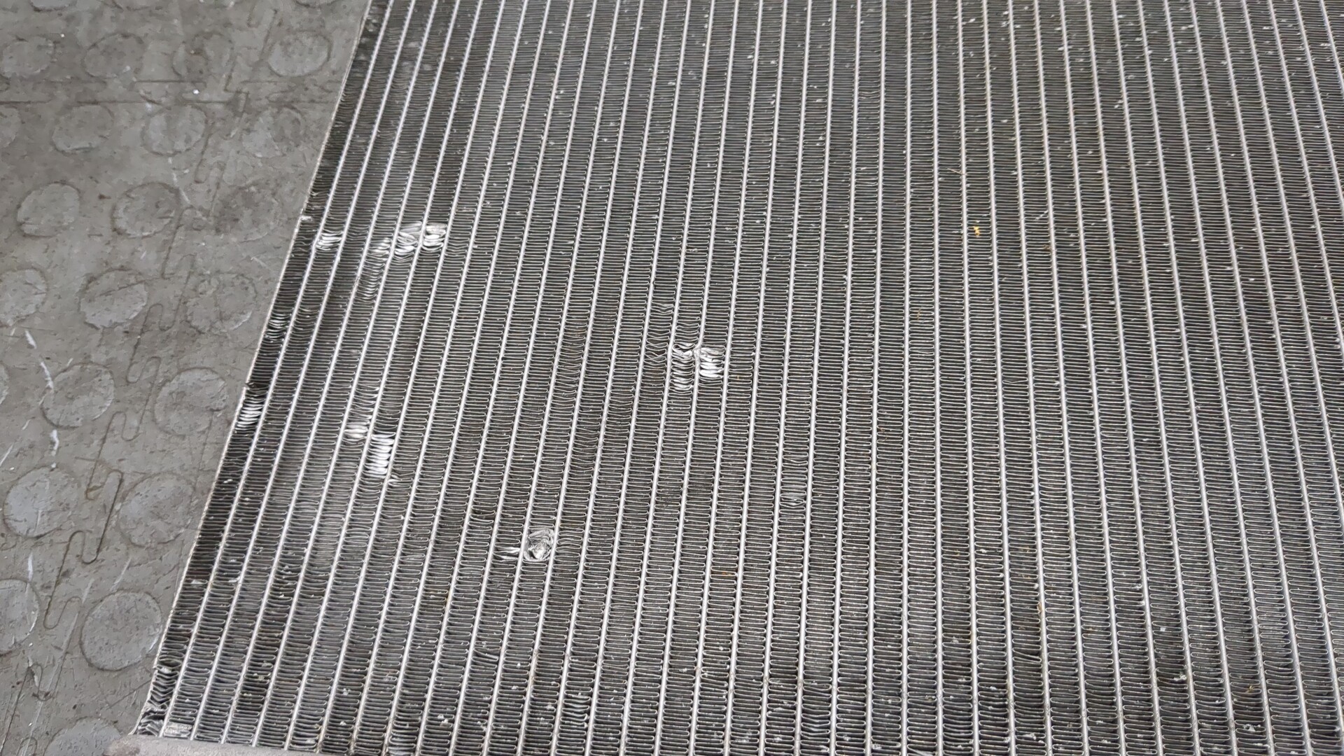 Радиатор охлаждения двигателя основной