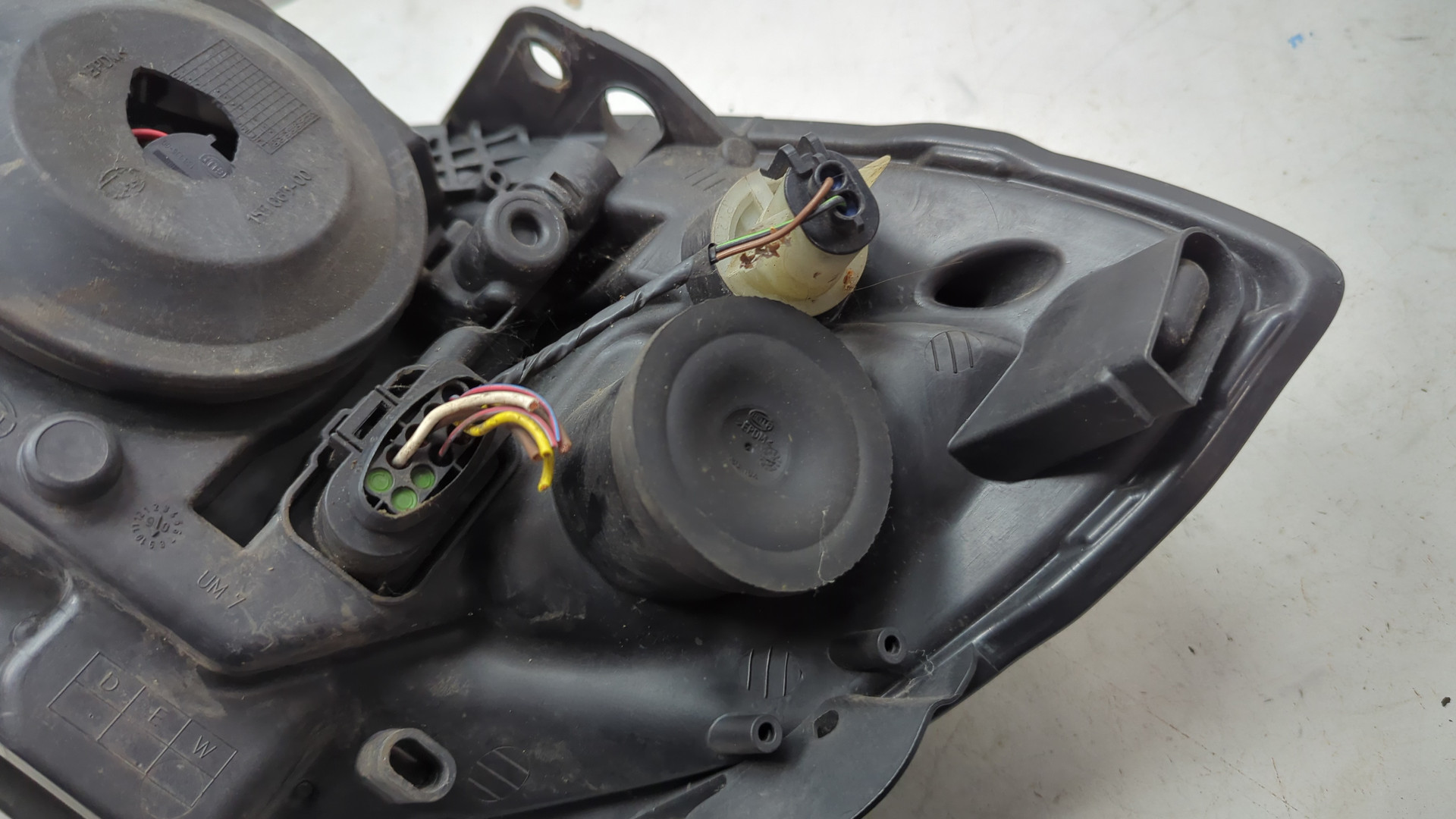 Фара правая