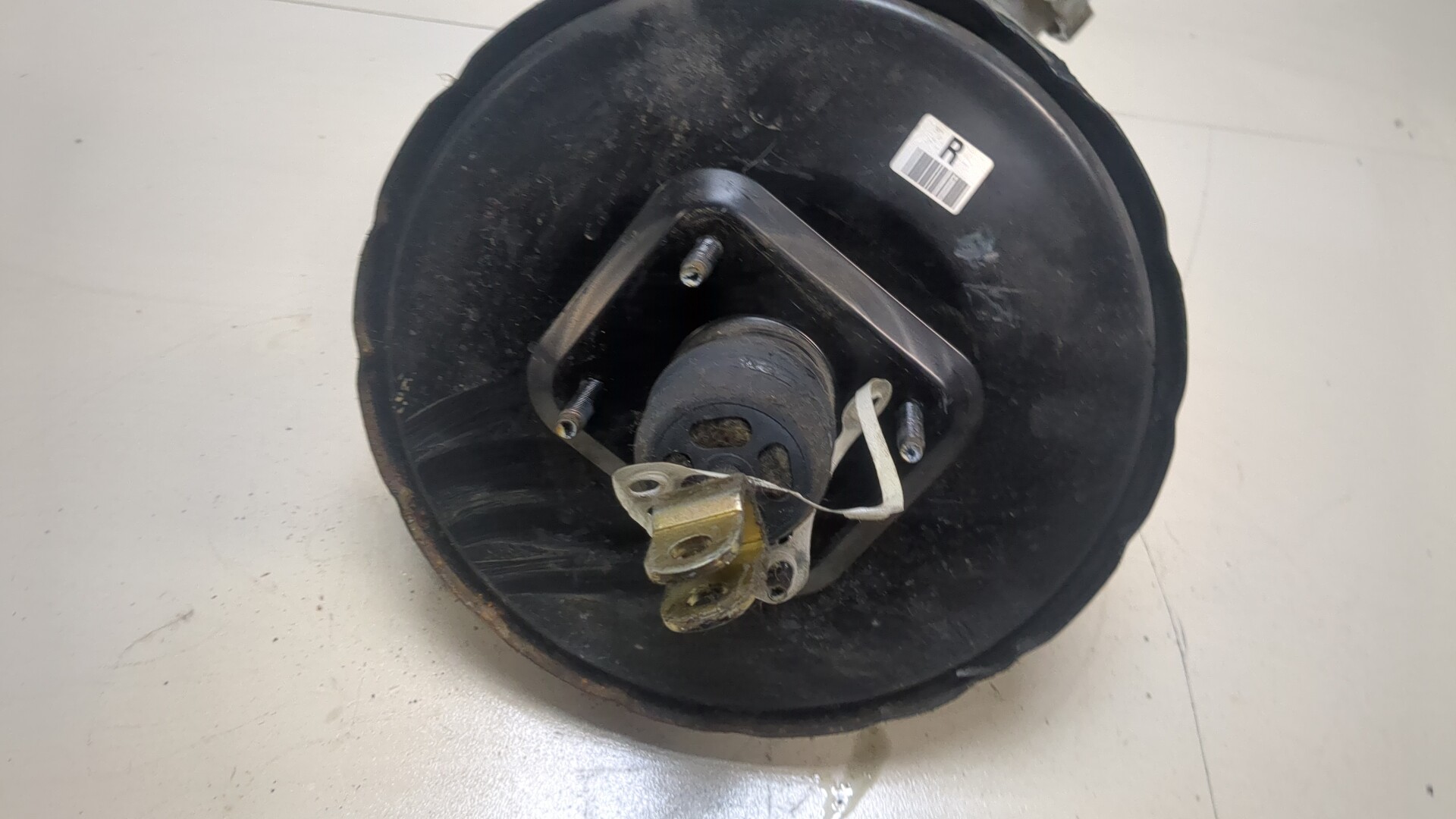 Цилиндр тормозной главный