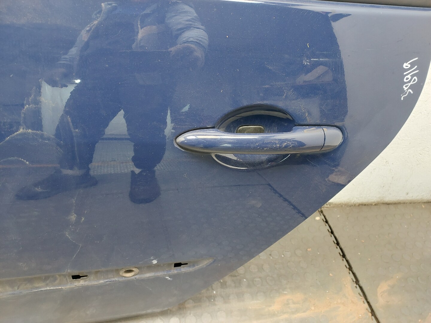 Дверь задняя левая