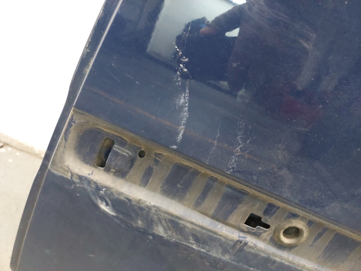 Дверь задняя левая