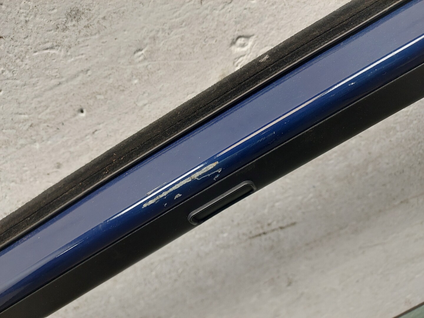 Дверь задняя левая