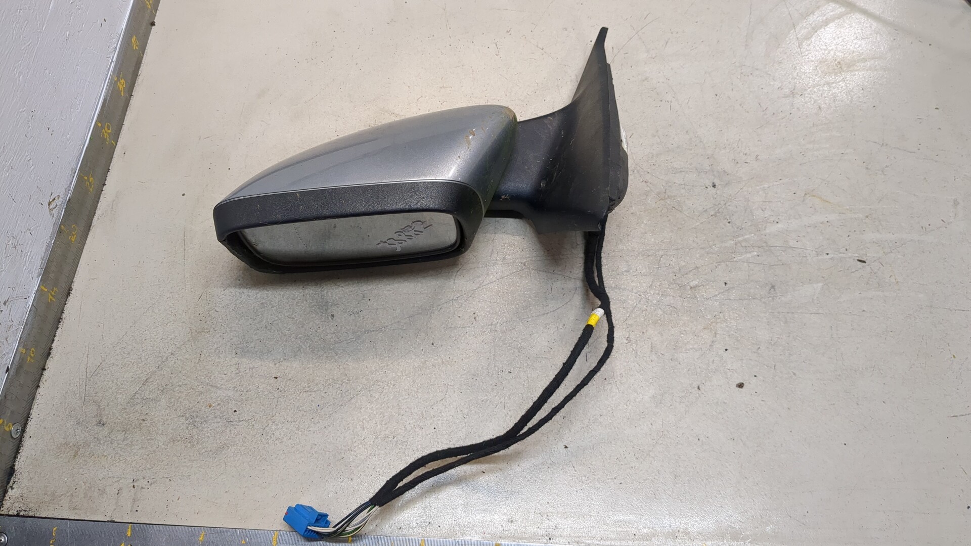 Зеркало левое электрическое