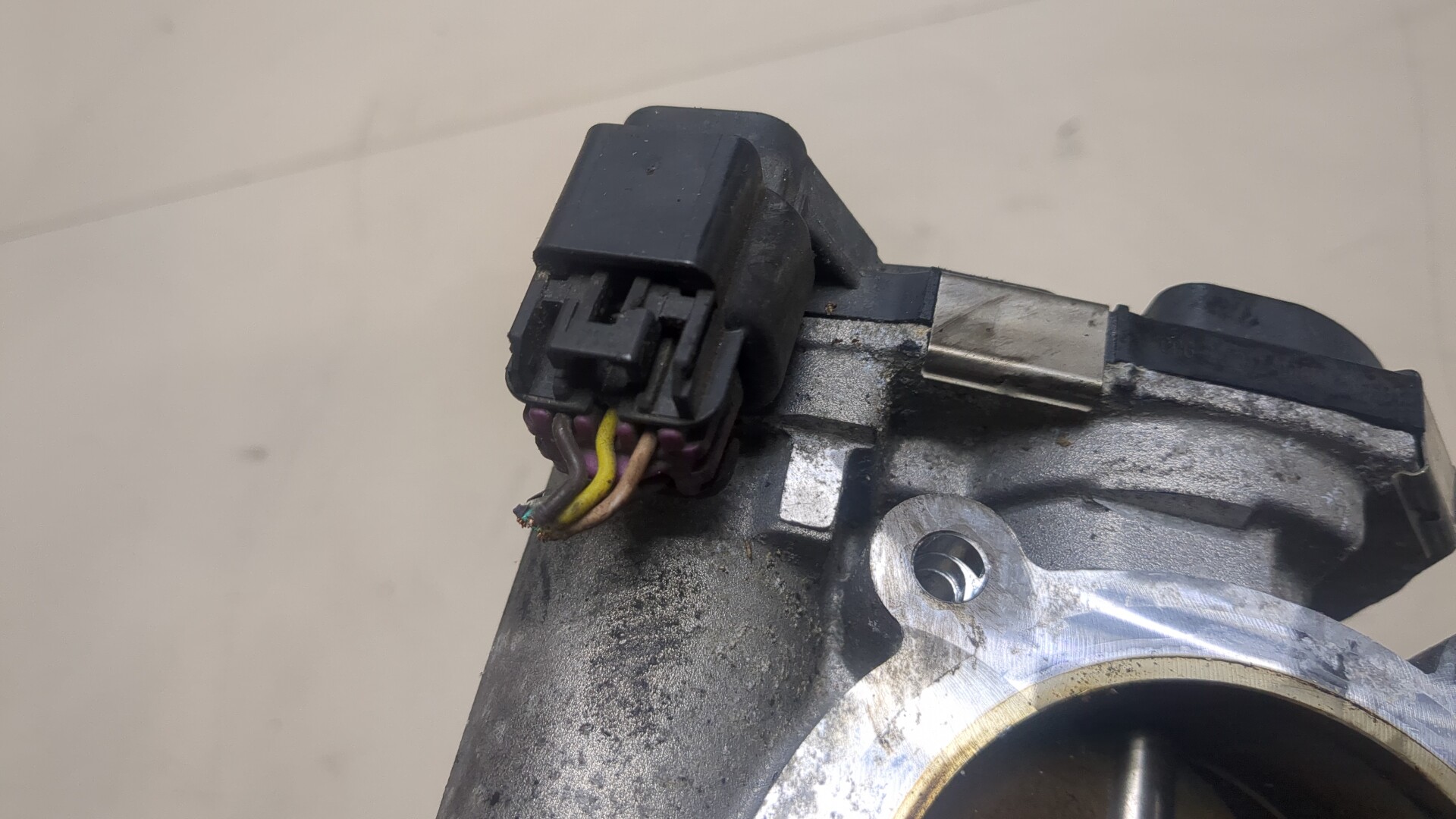 Заслонка дроссельная электрическая