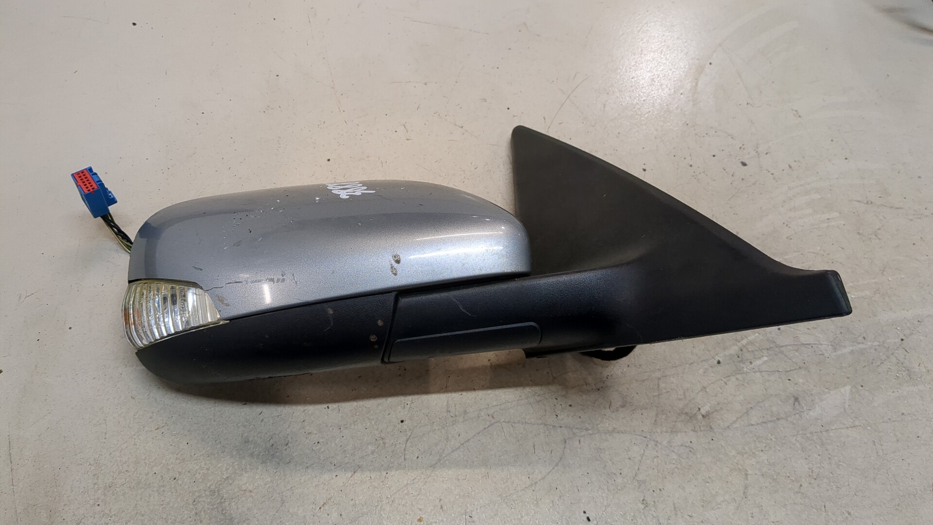 Зеркало правое электрическое