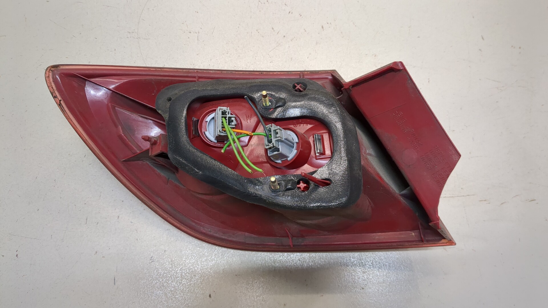 Фонарь задний правый