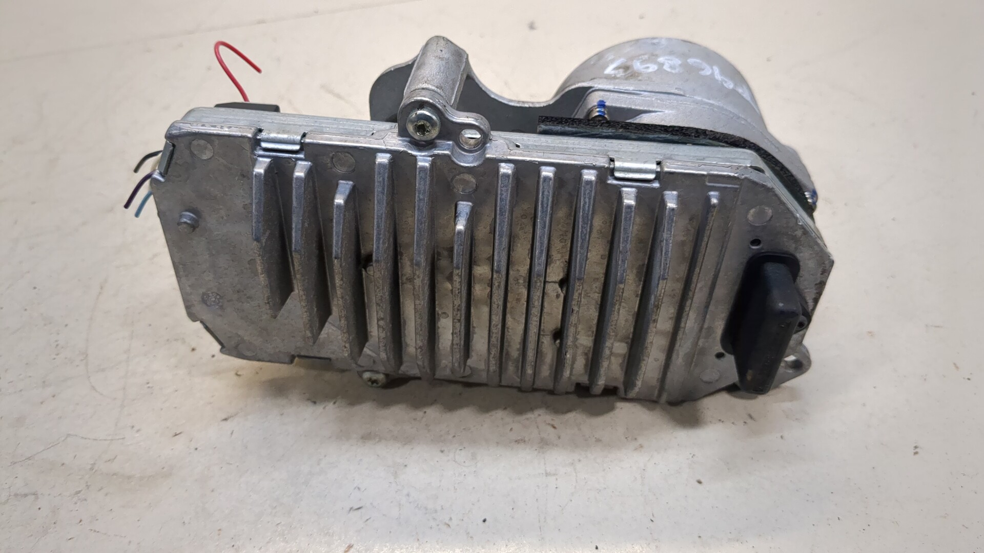 Серводвигатель рулевой рейки