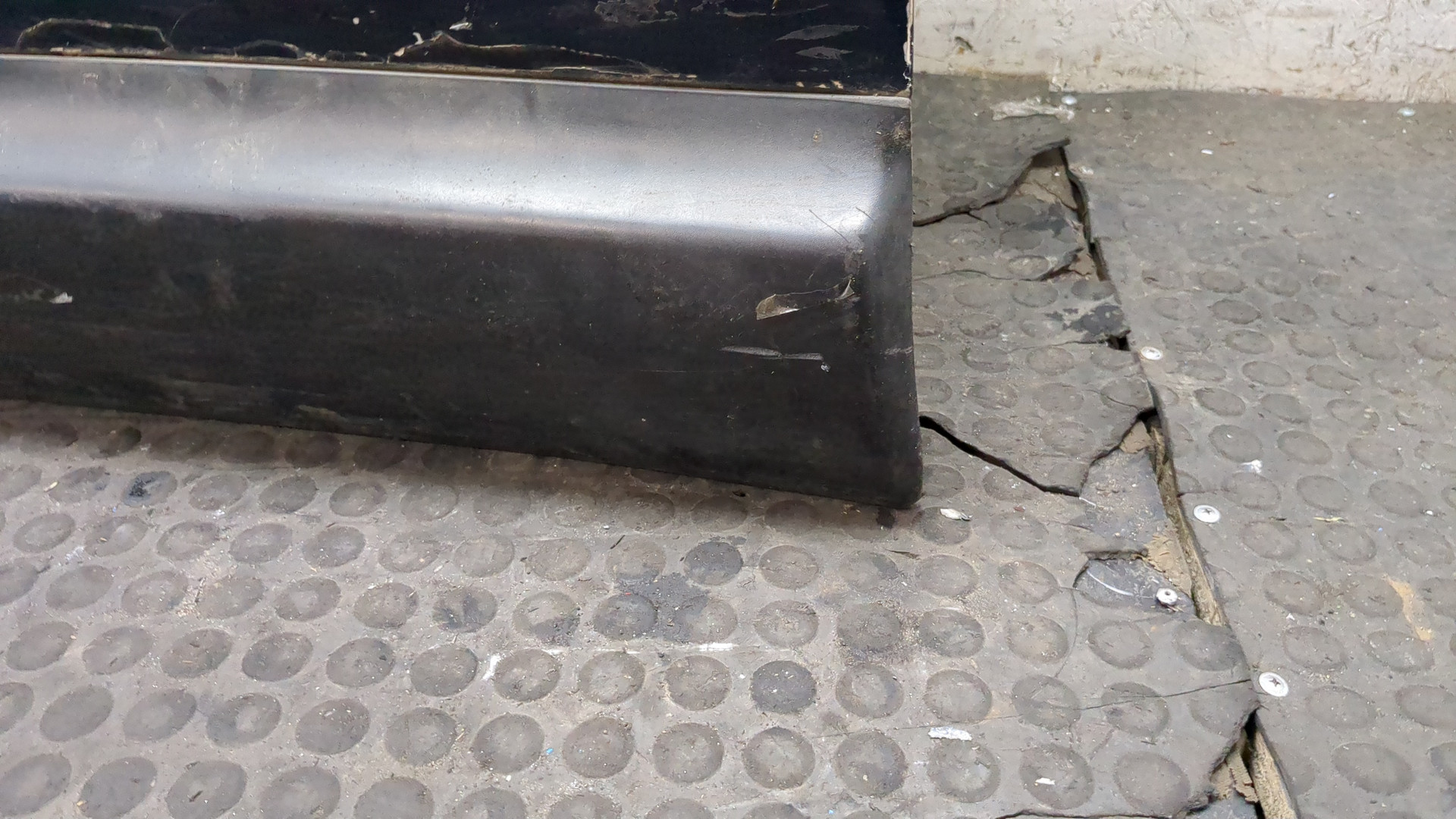 Дверь передняя левая