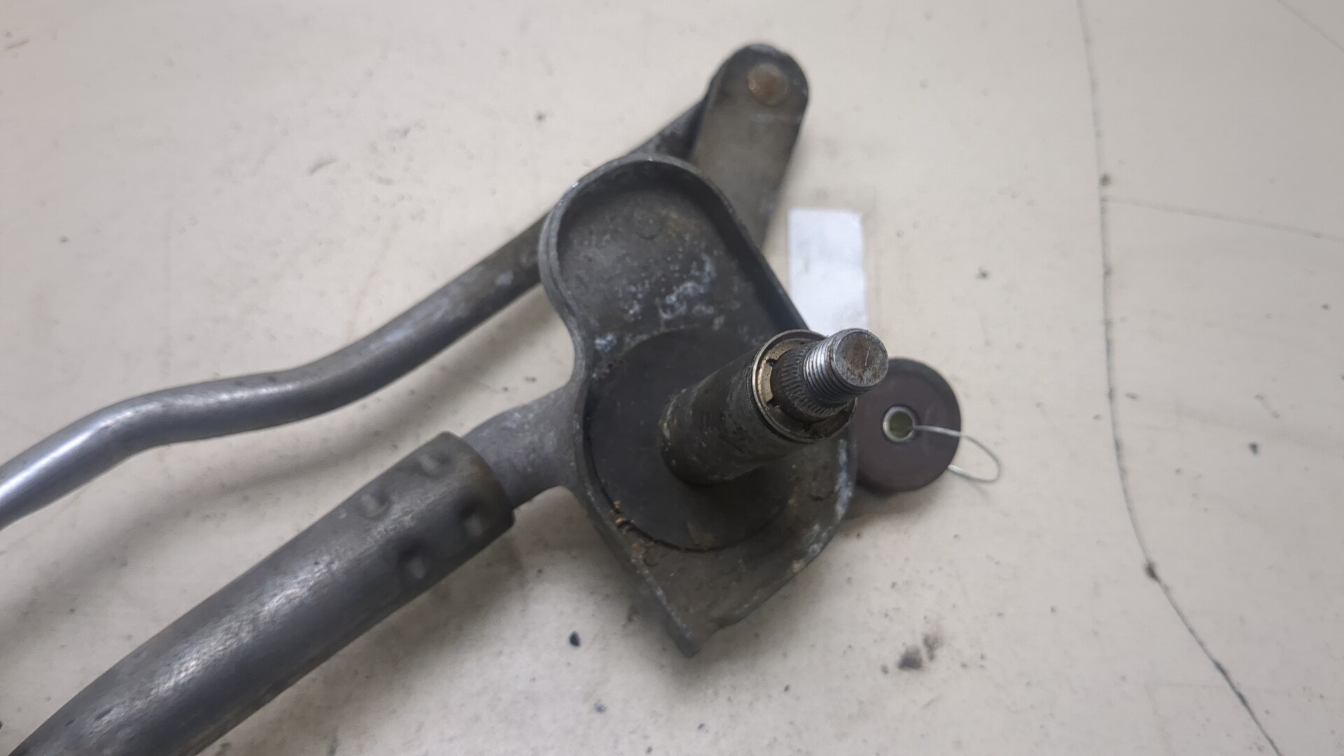 Трапеция стеклоочистителей