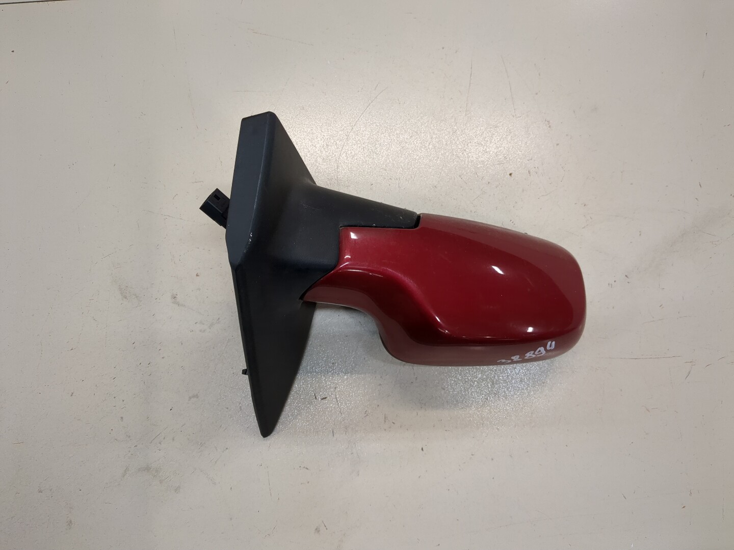 Зеркало правое электрическое