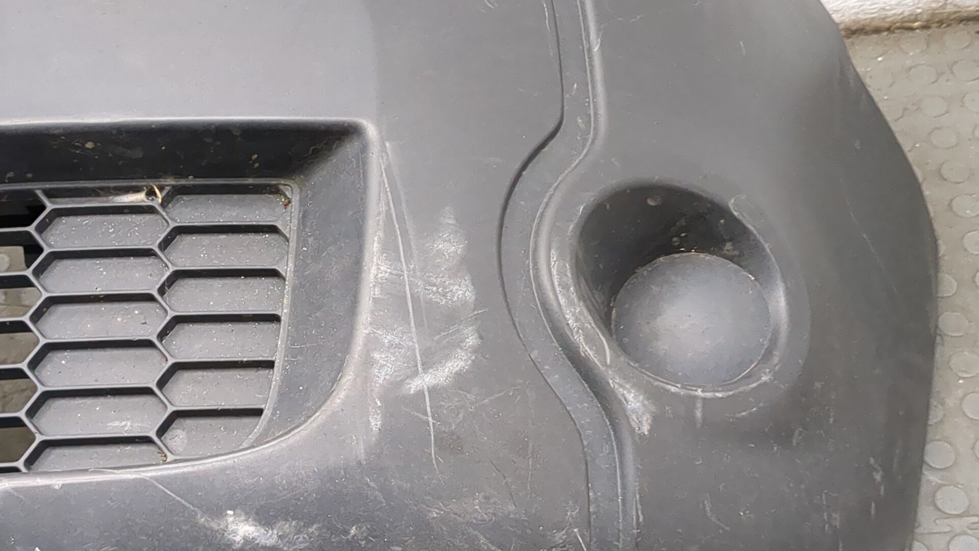 Бампер передний