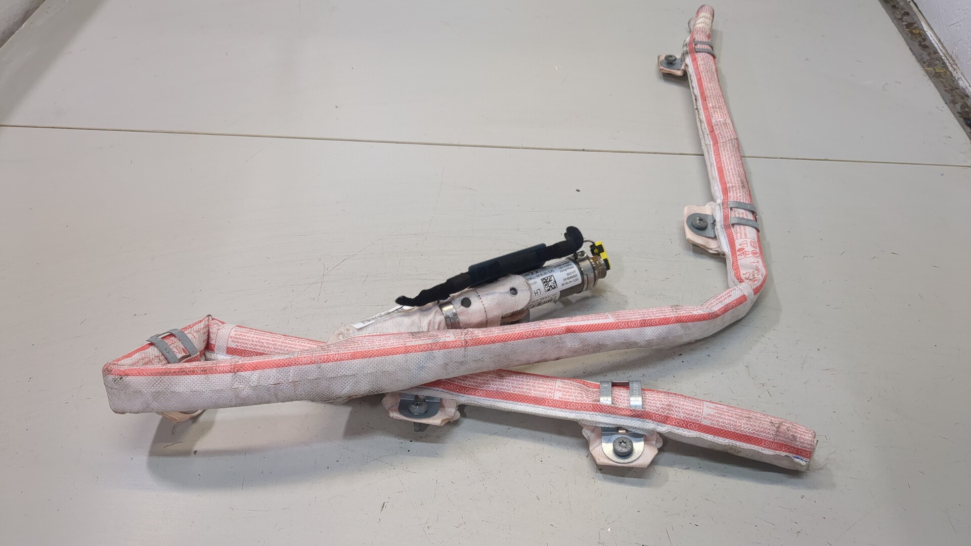 Подушка безопасности боковая (шторка)