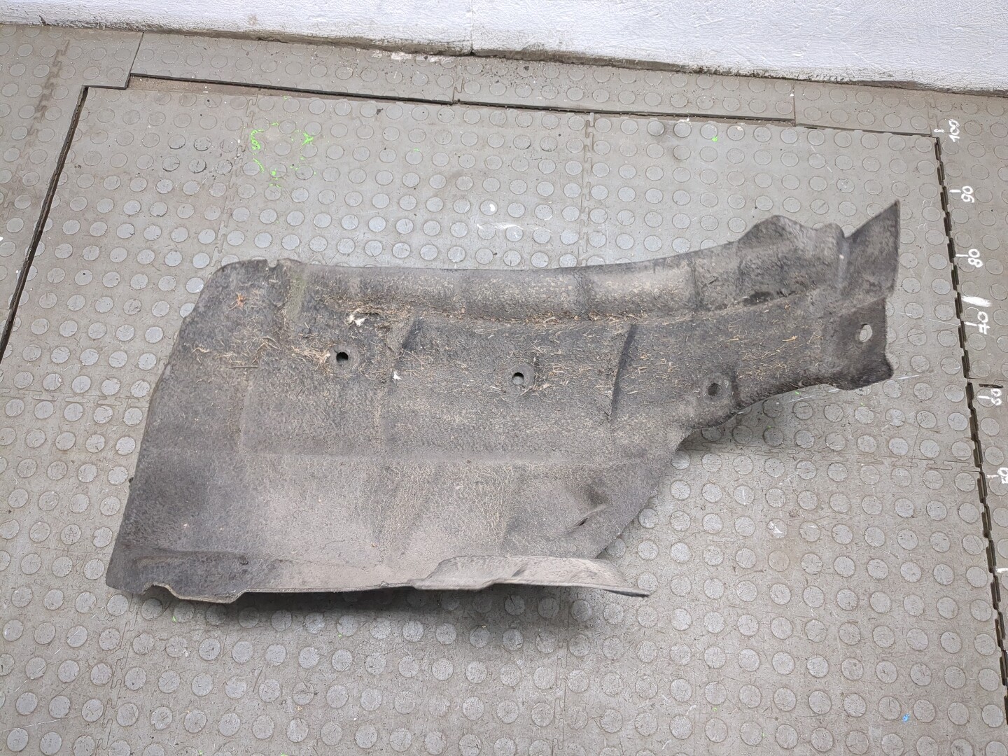 Локер передний левый