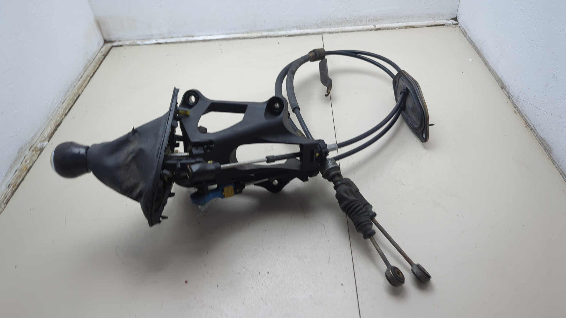 Кулиса МКПП / АКПП