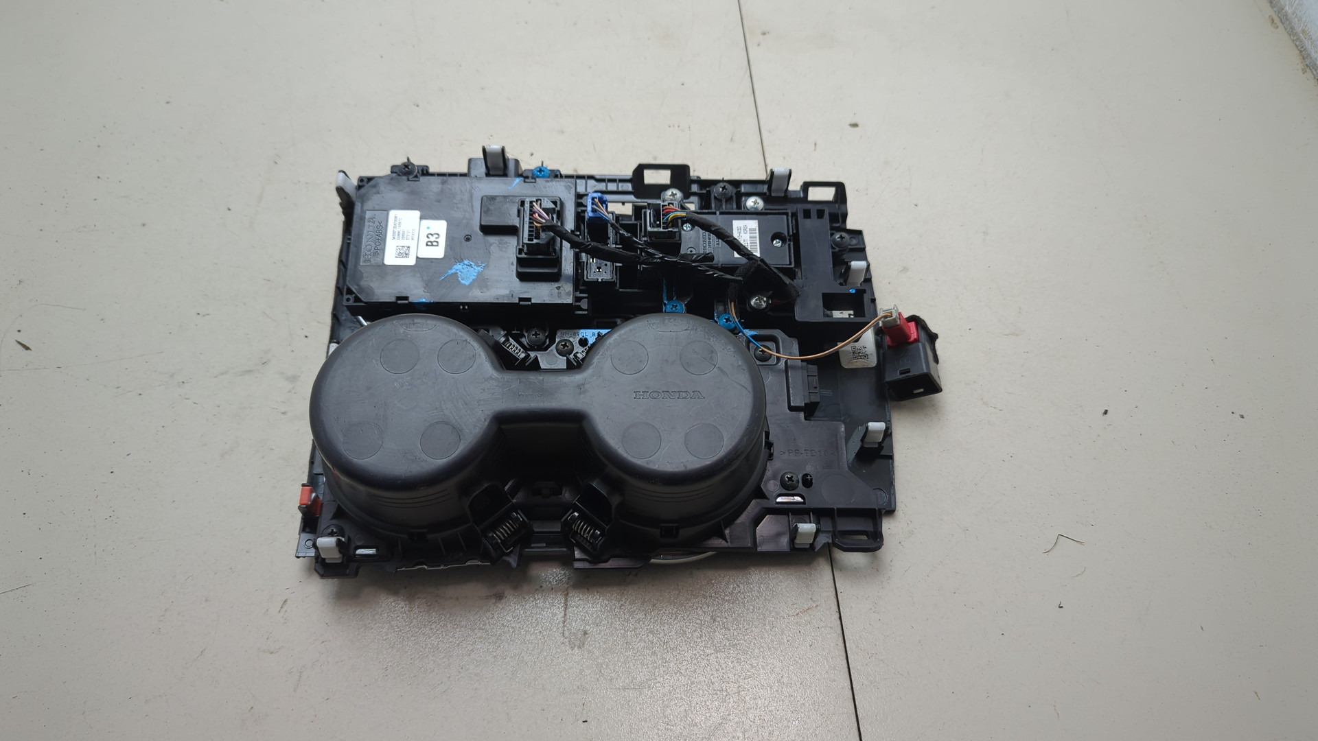 Кулиса МКПП / АКПП