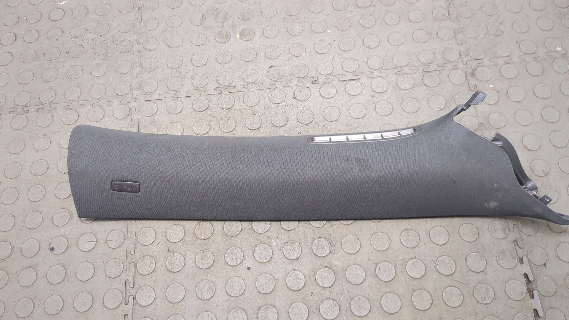 Обшивка стойки