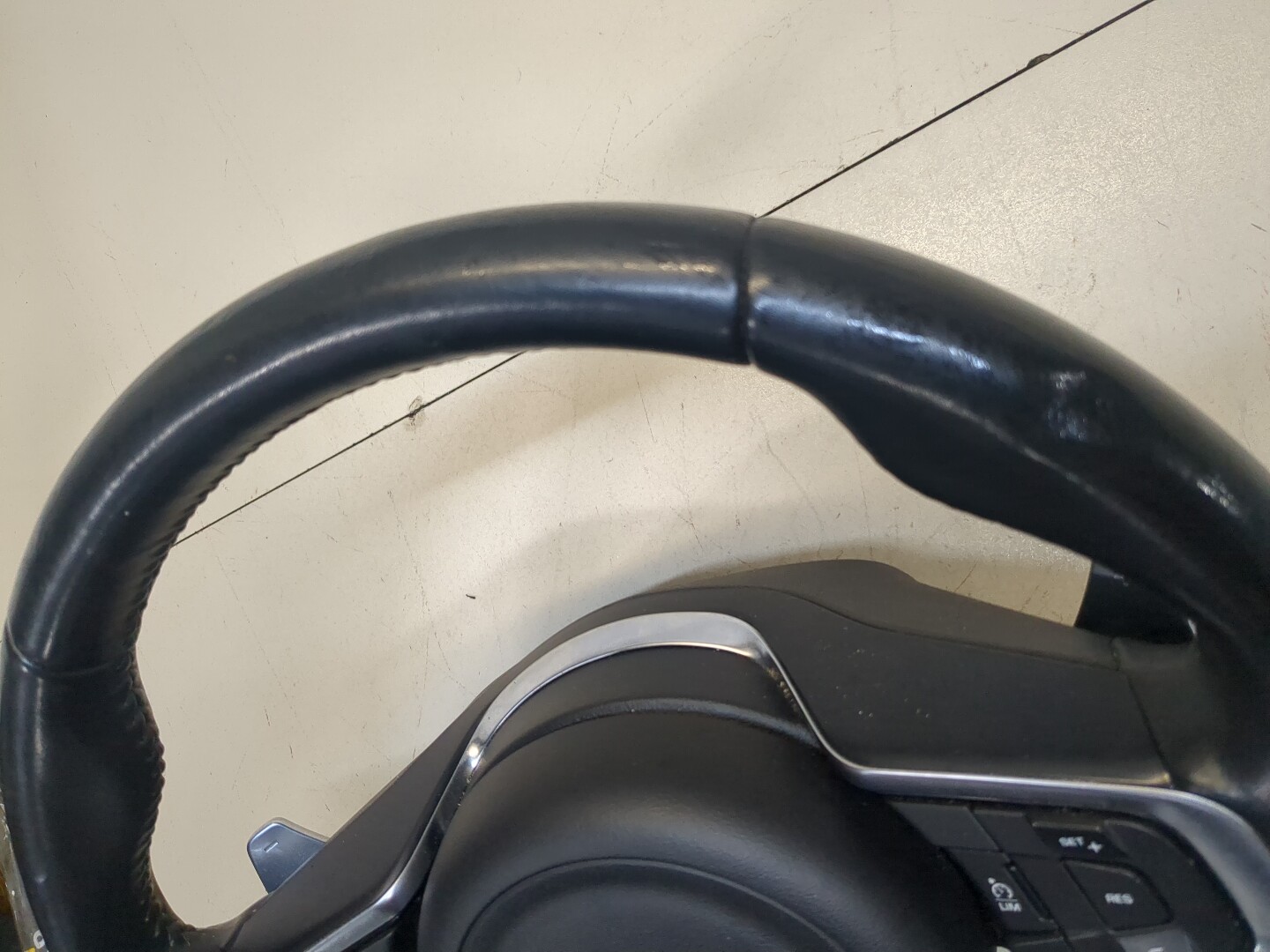 Рулевое колесо (руль)