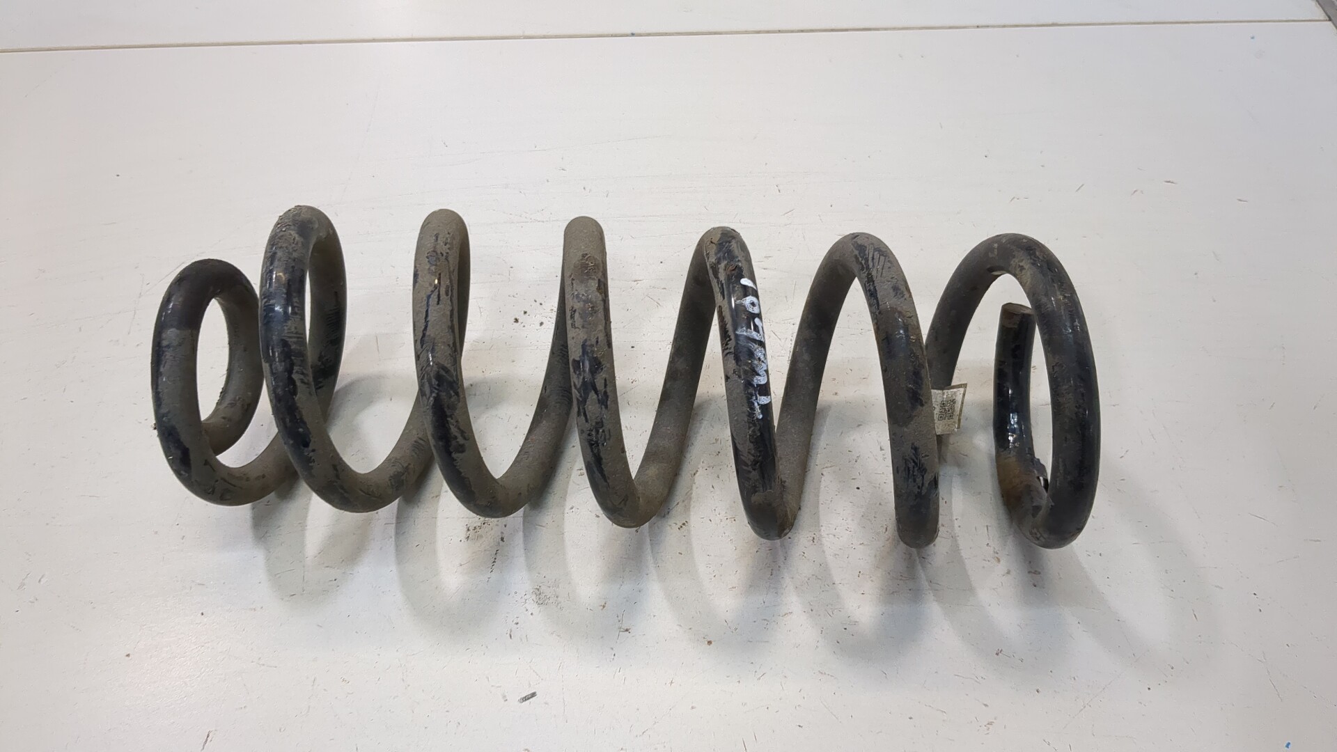 Пружина задняя