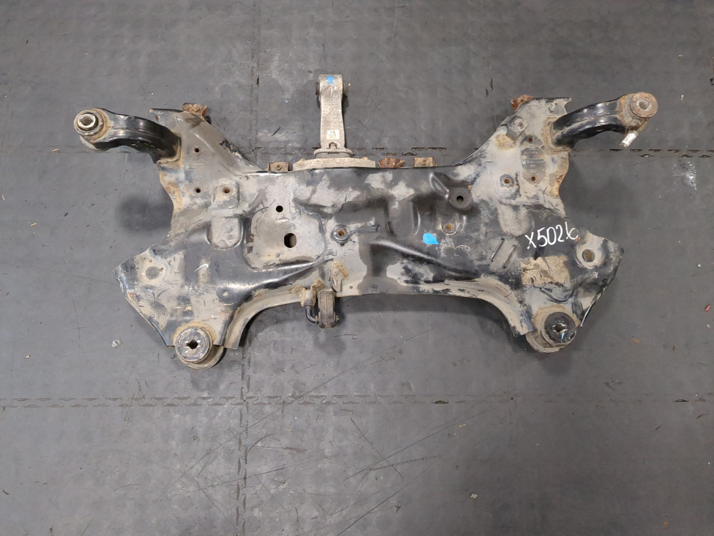 Балка задняя