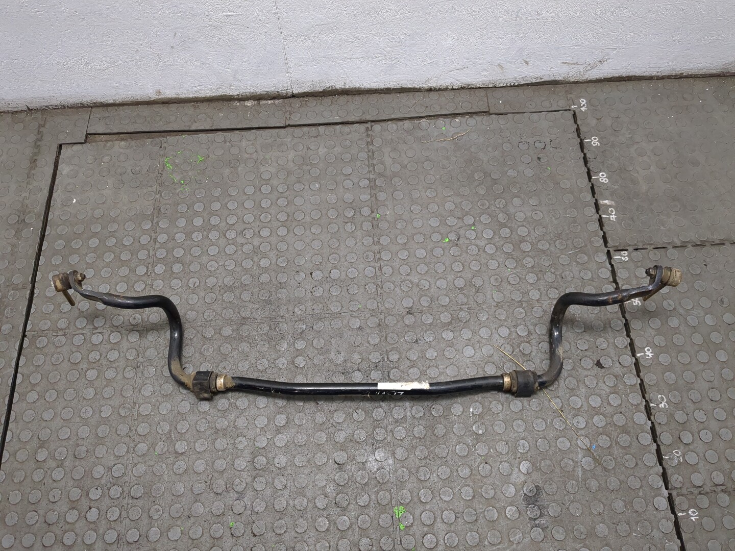 Стабилизатор передний