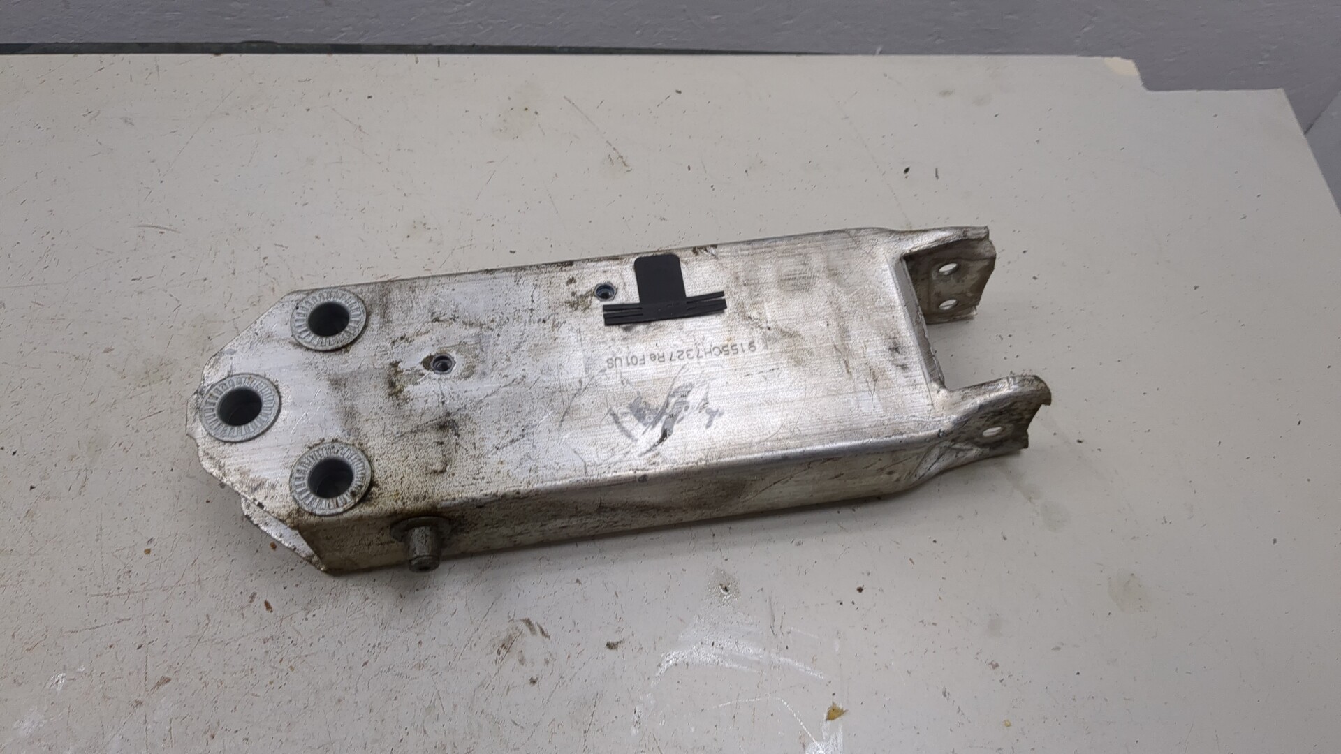 Кронштейн усилителя переднего бампера