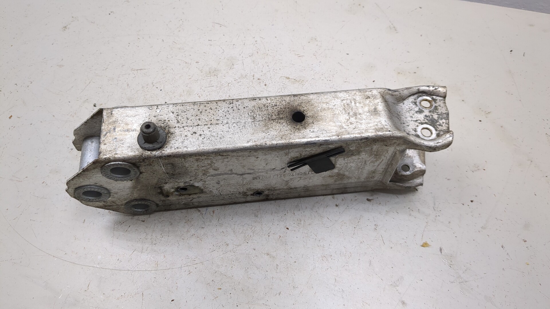 Кронштейн усилителя переднего бампера