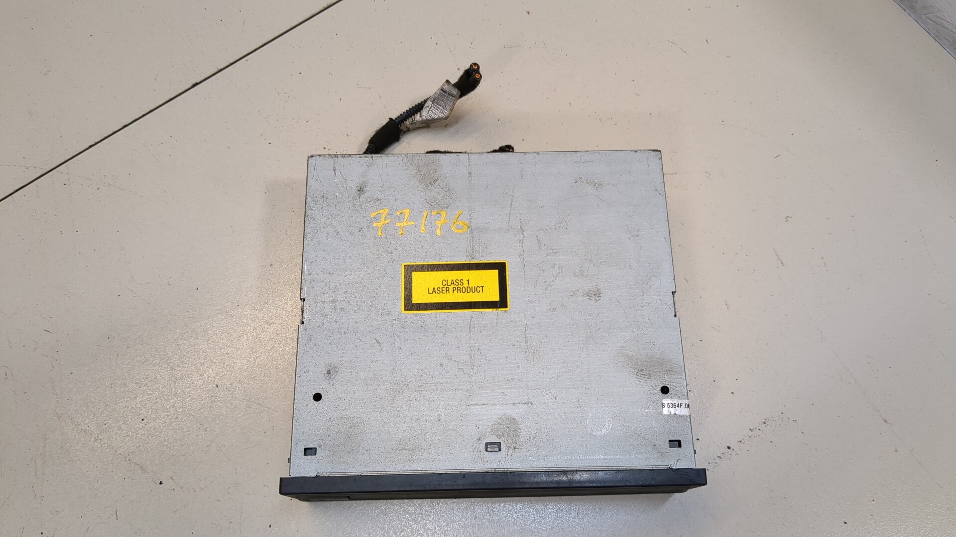 Проигрыватель CD/DVD