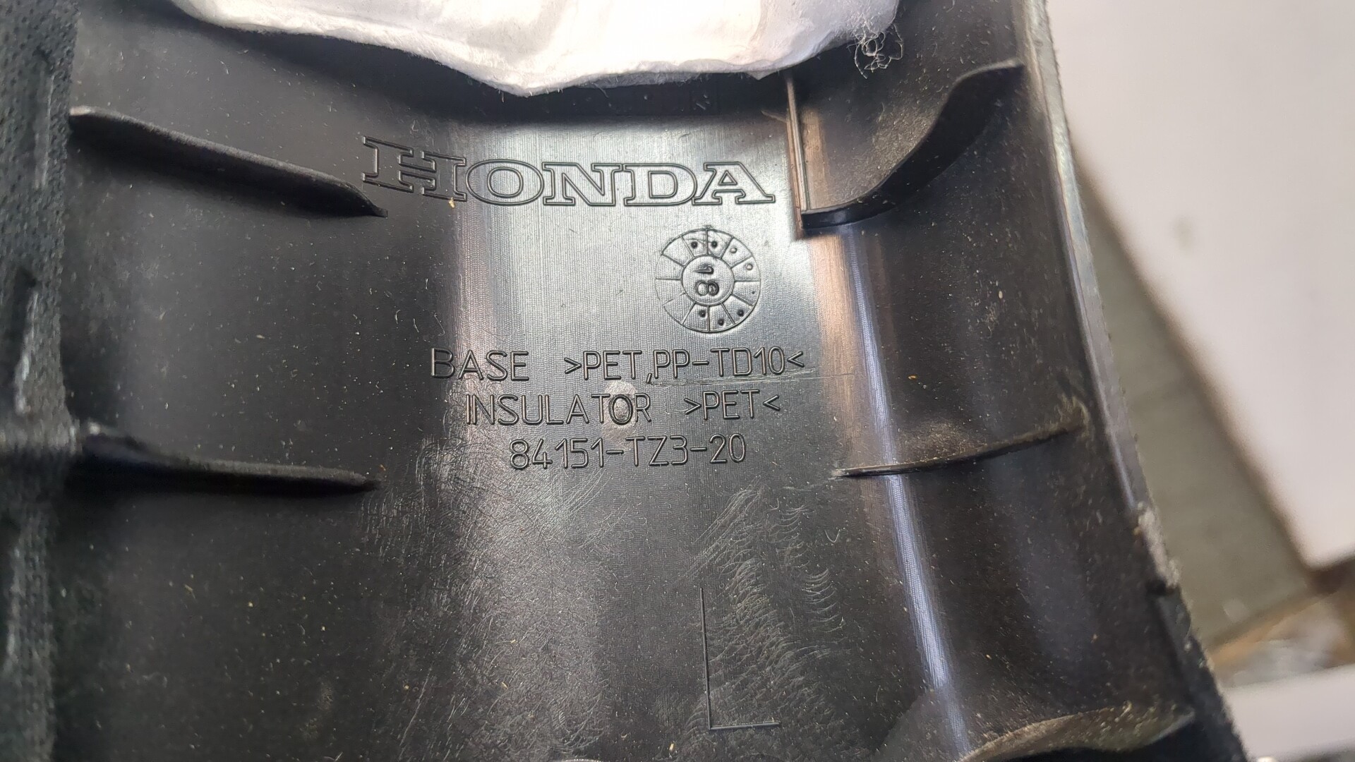 Обшивка стойки