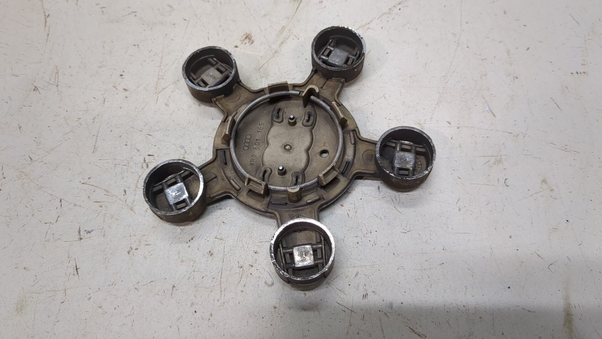 Колпак декоративный