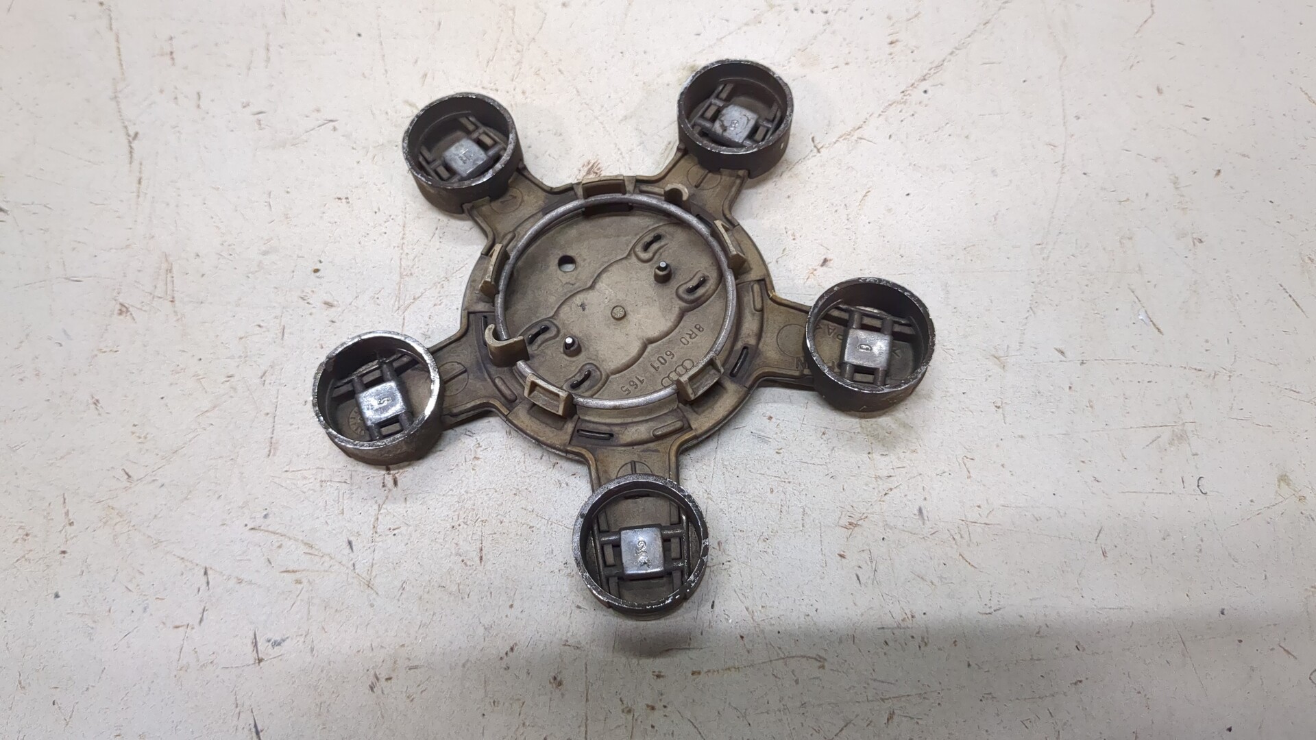 Колпак декоративный