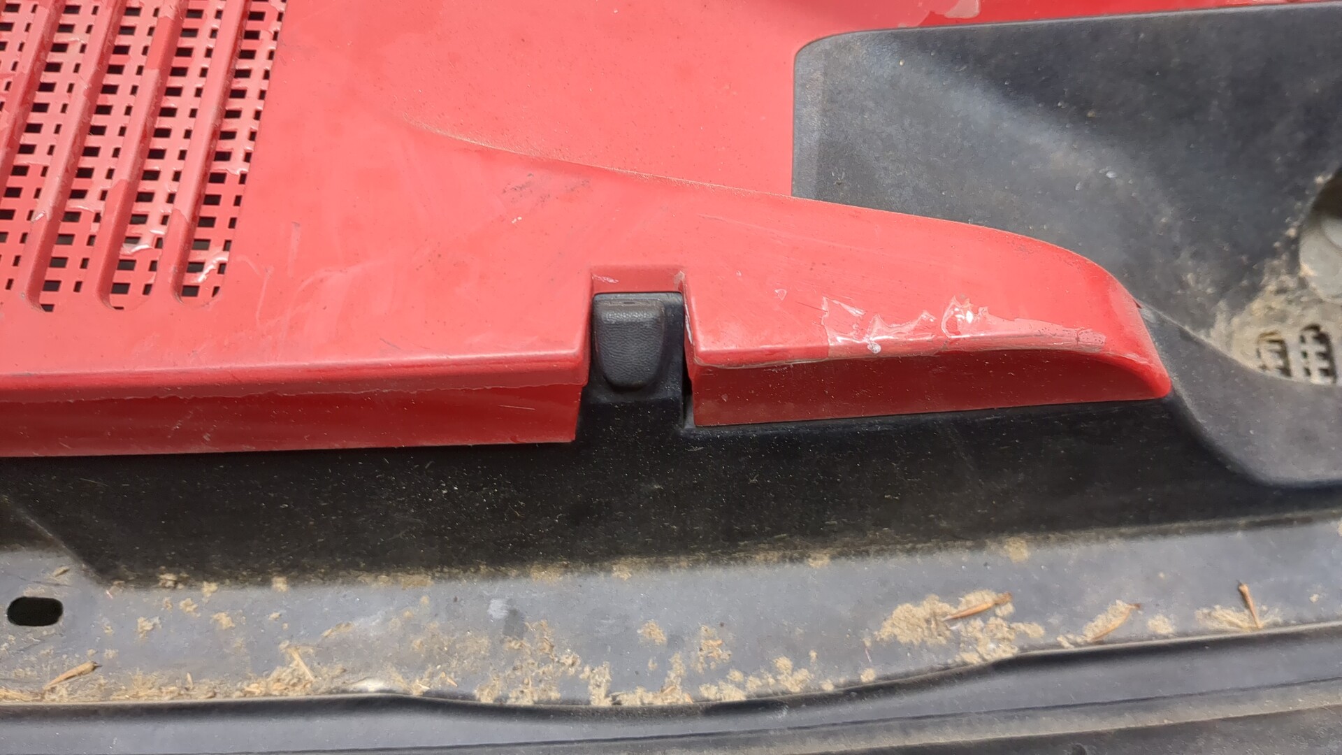 Решетка стеклоочистителей (Жабо)