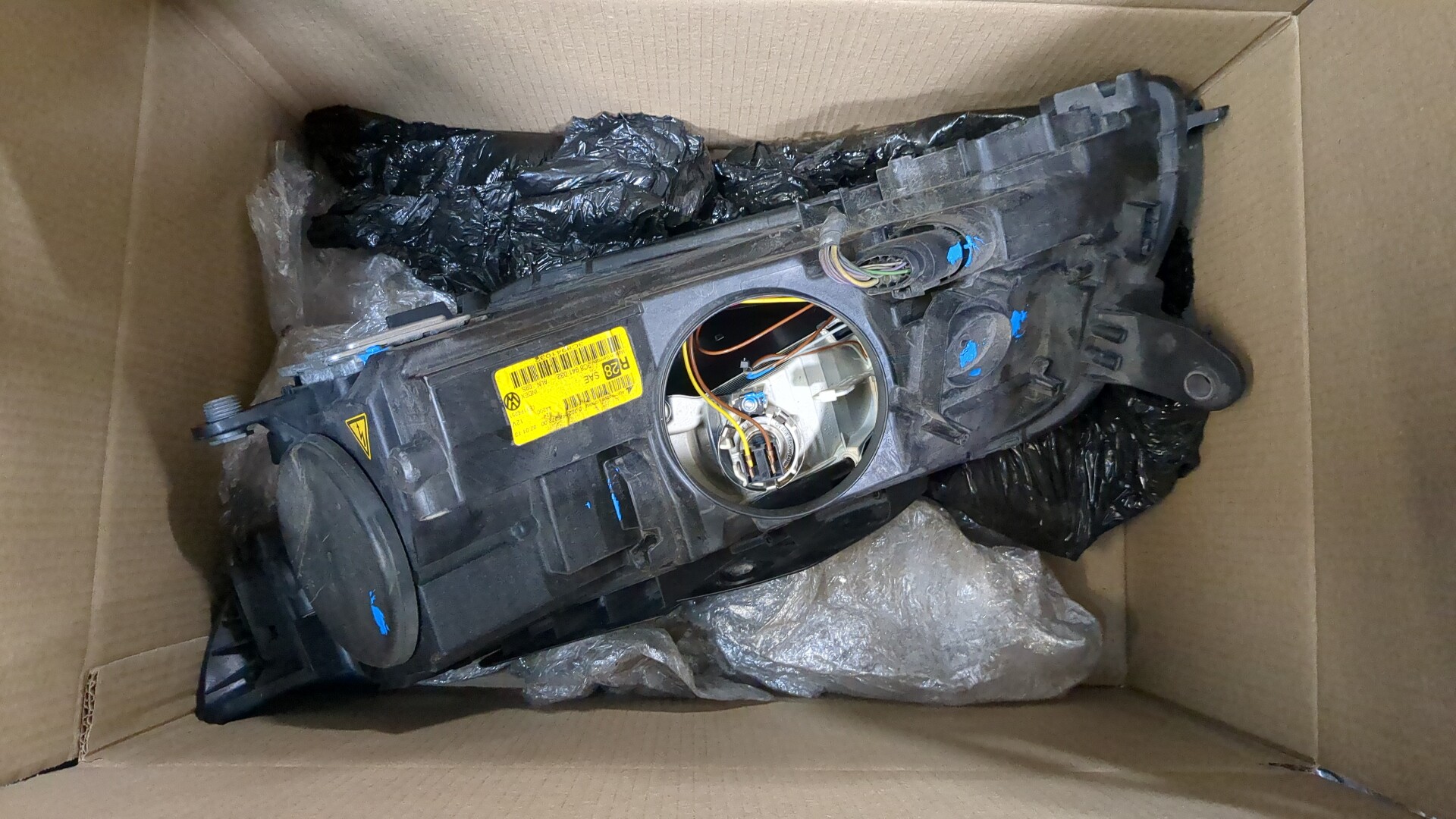 Фара правая