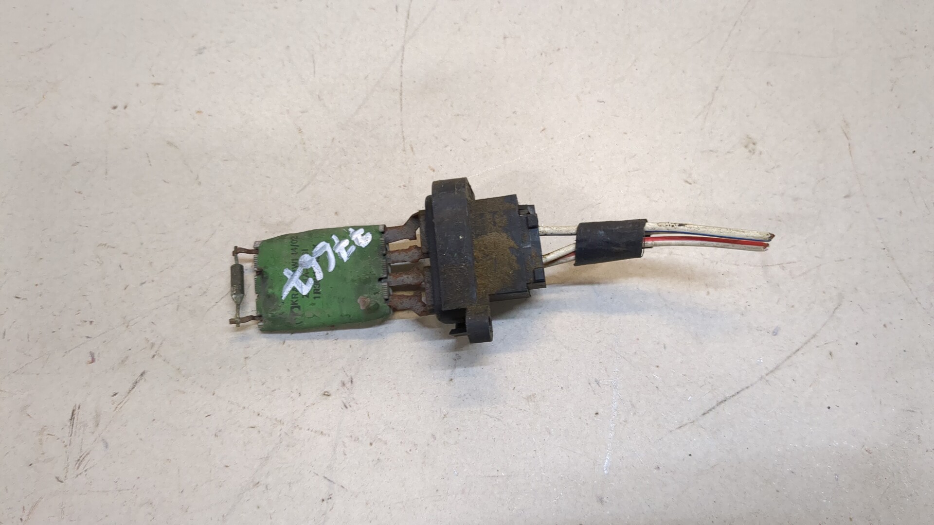 Резистор отопителя