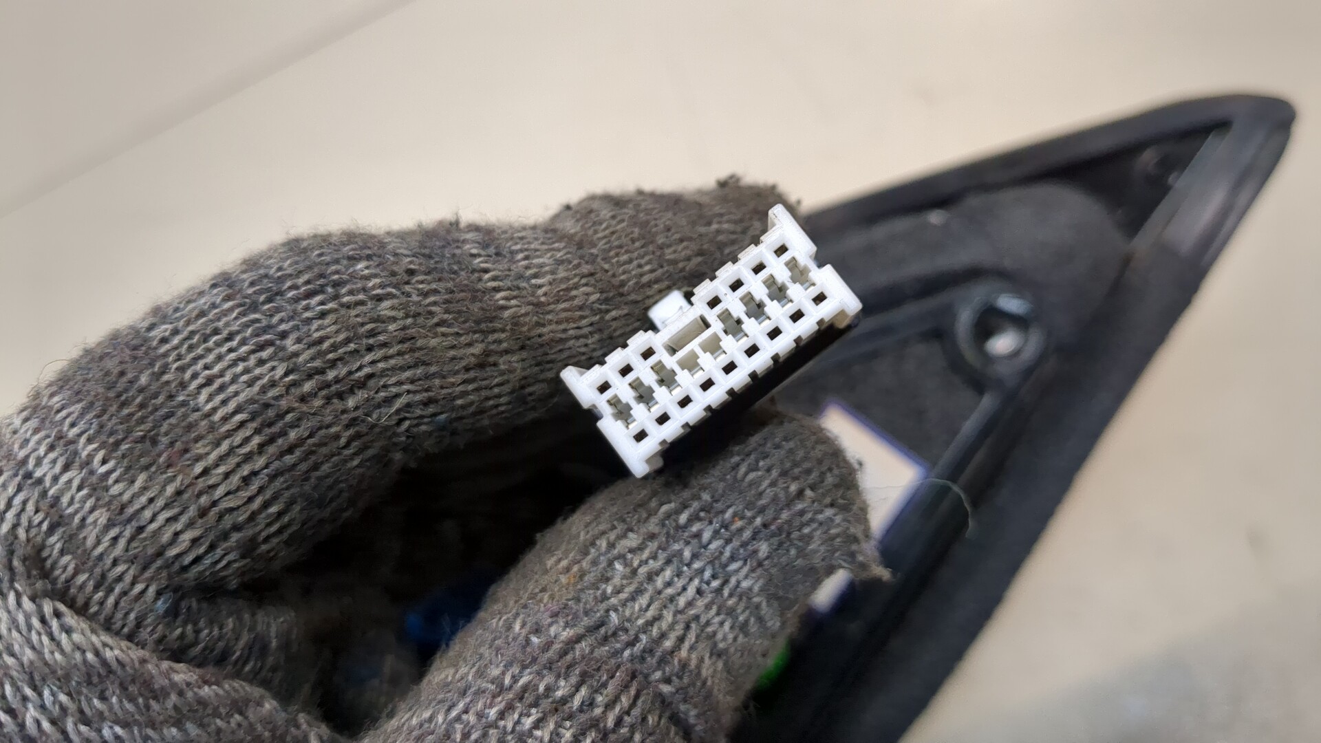 Зеркало левое электрическое