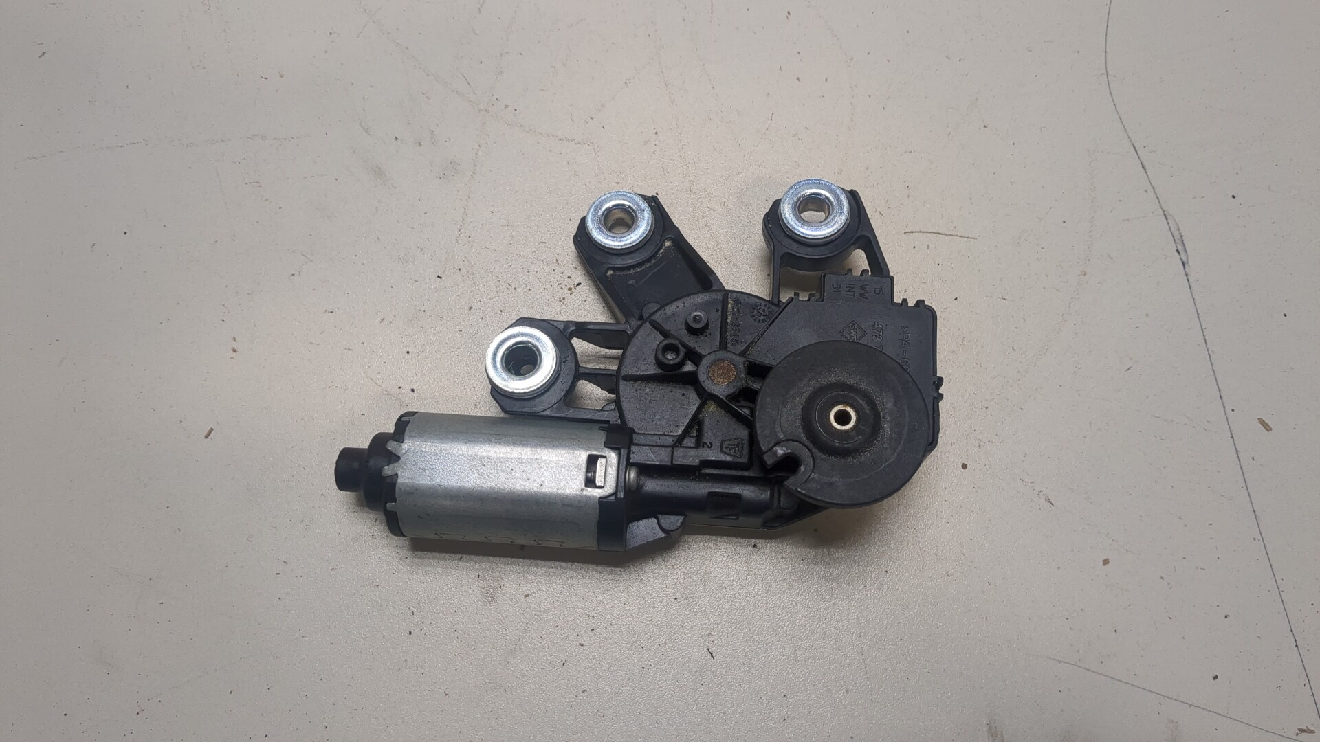 Моторчик стеклоочистителя задний