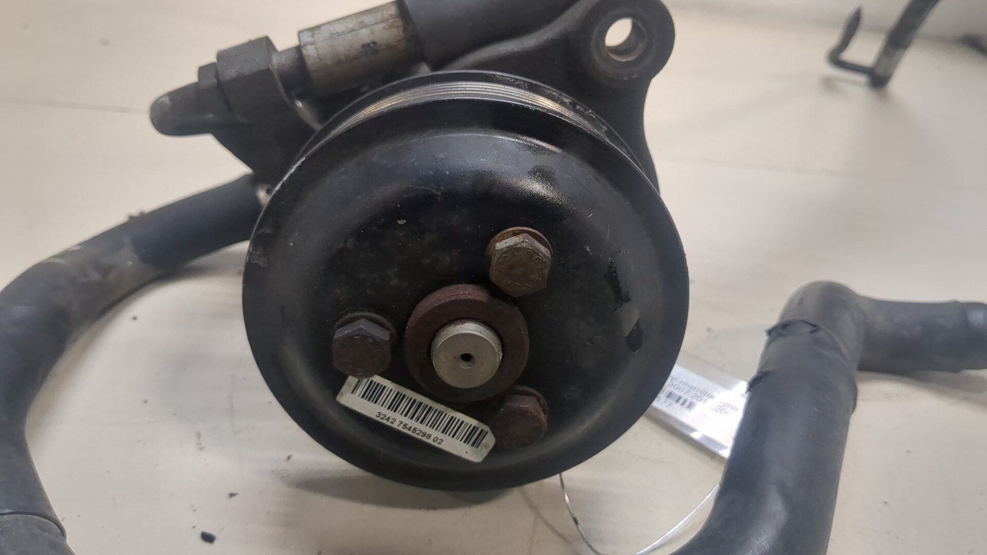 Насос ГУР (гидроусилитель руля)