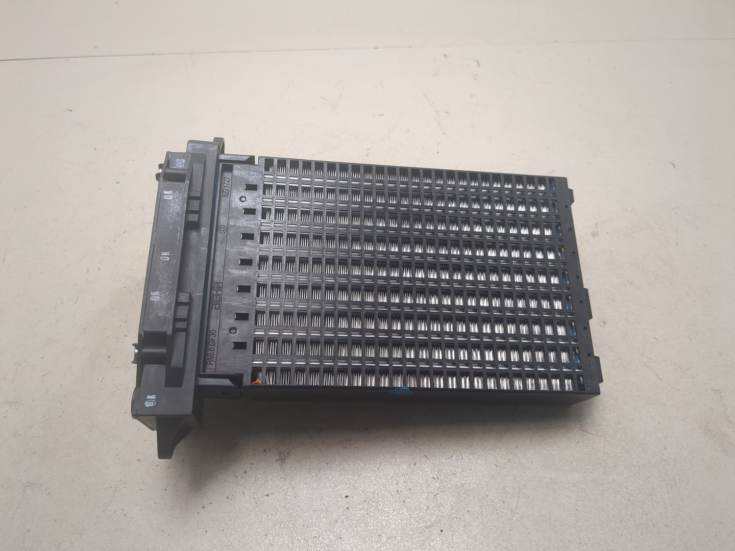 Радиатор отопителя электрический