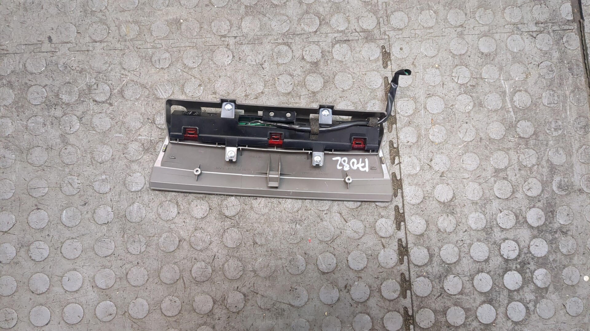 Фонарь задний (стоп сигнал)