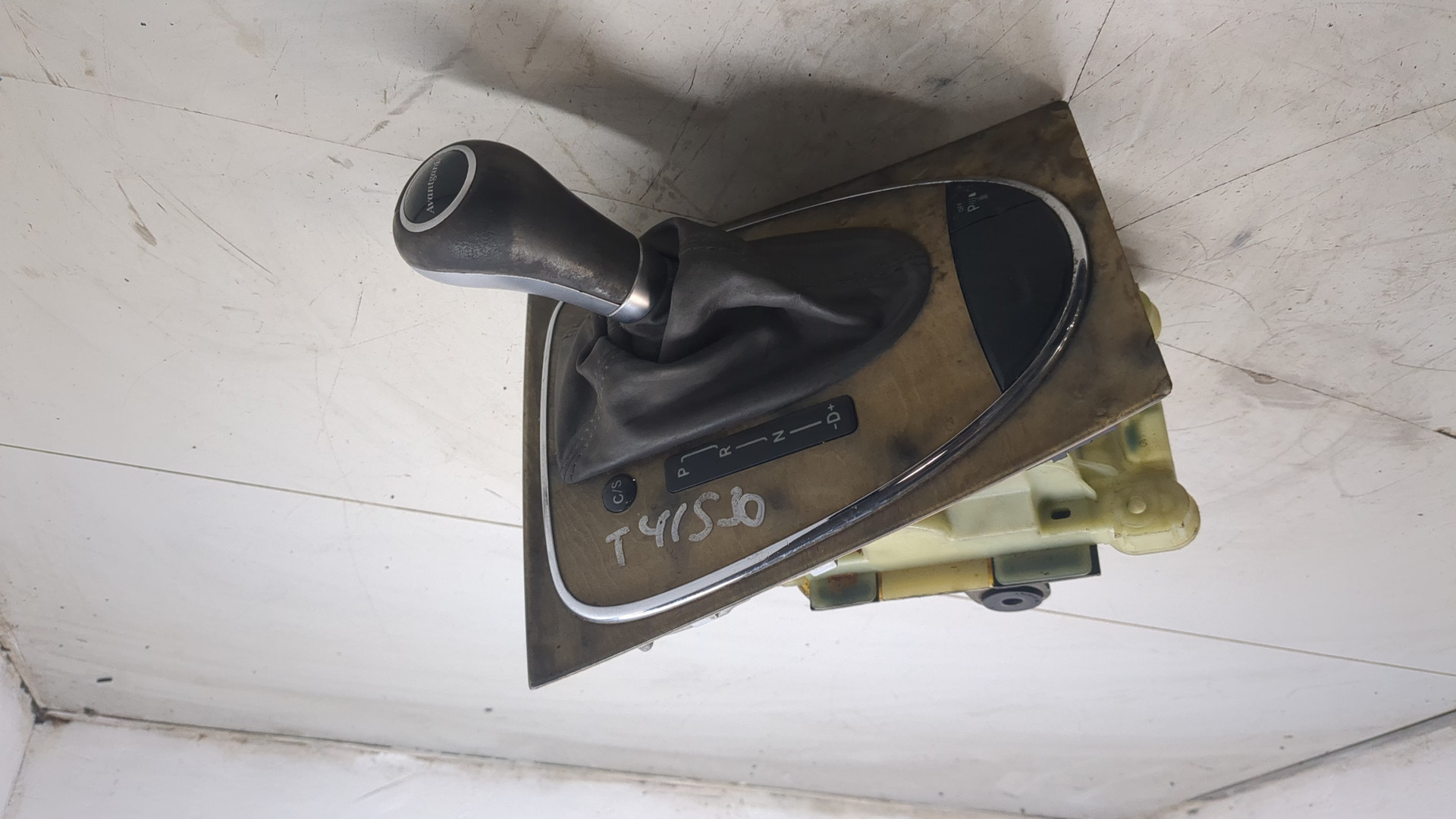 Кулиса МКПП / АКПП