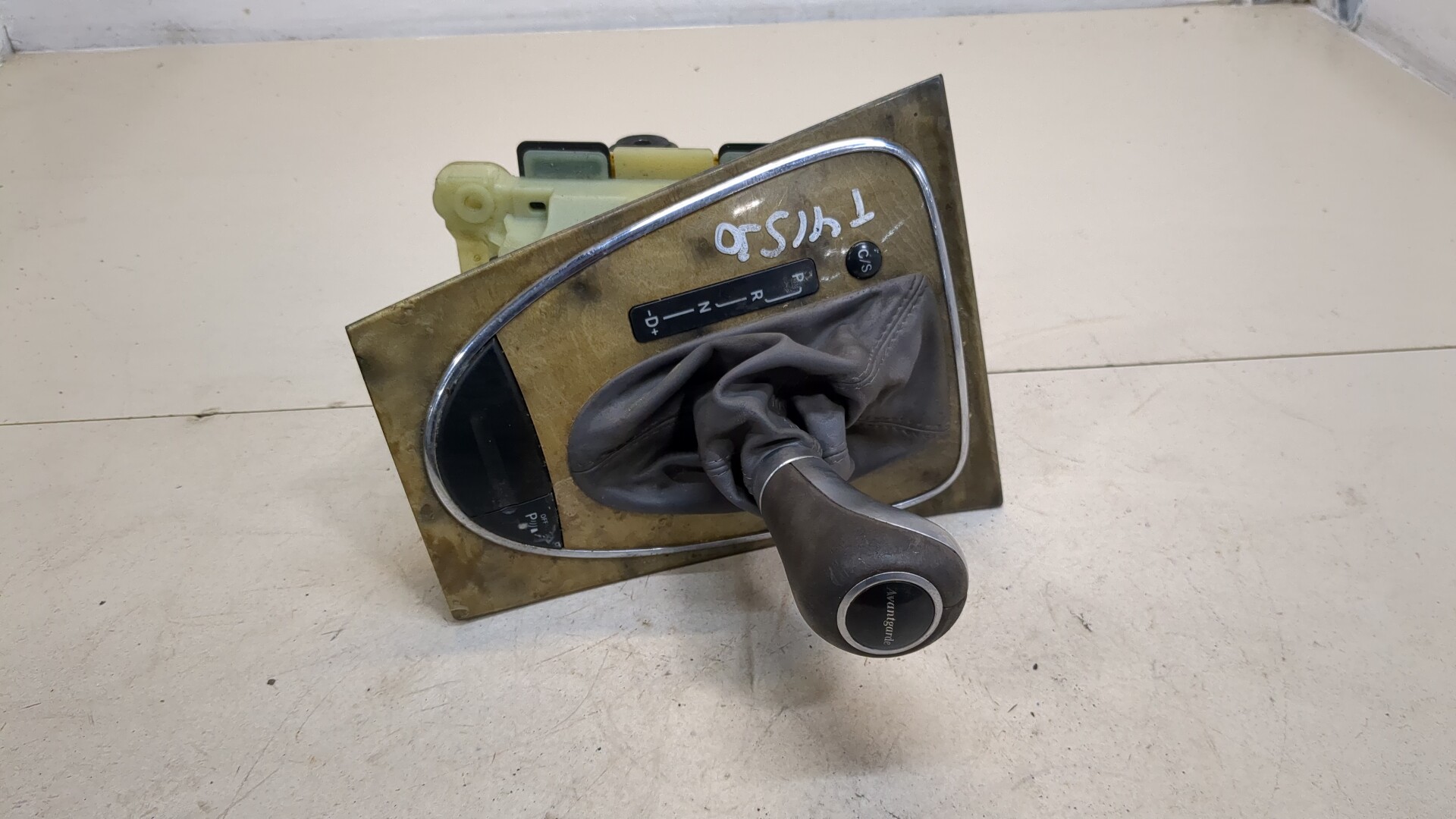 Кулиса МКПП / АКПП