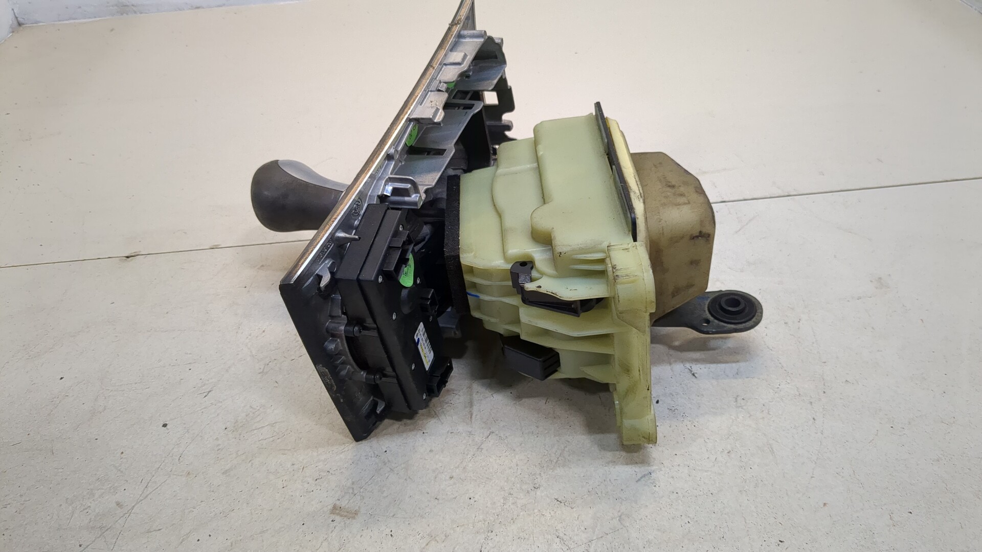 Кулиса МКПП / АКПП