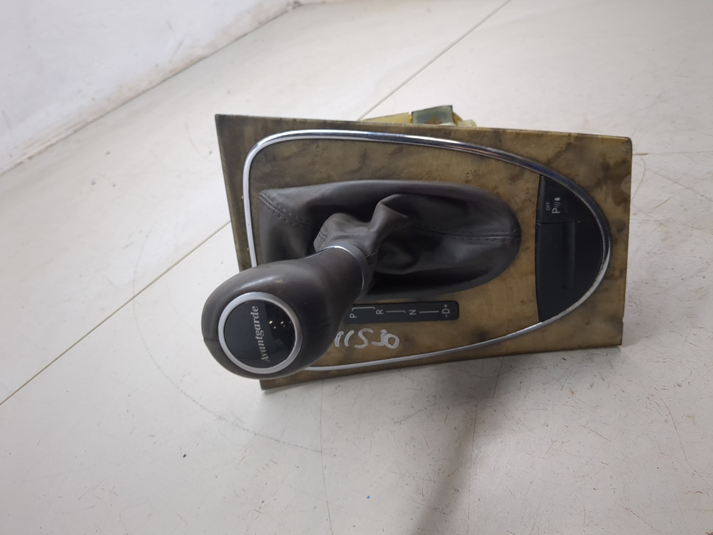 Кулиса МКПП / АКПП