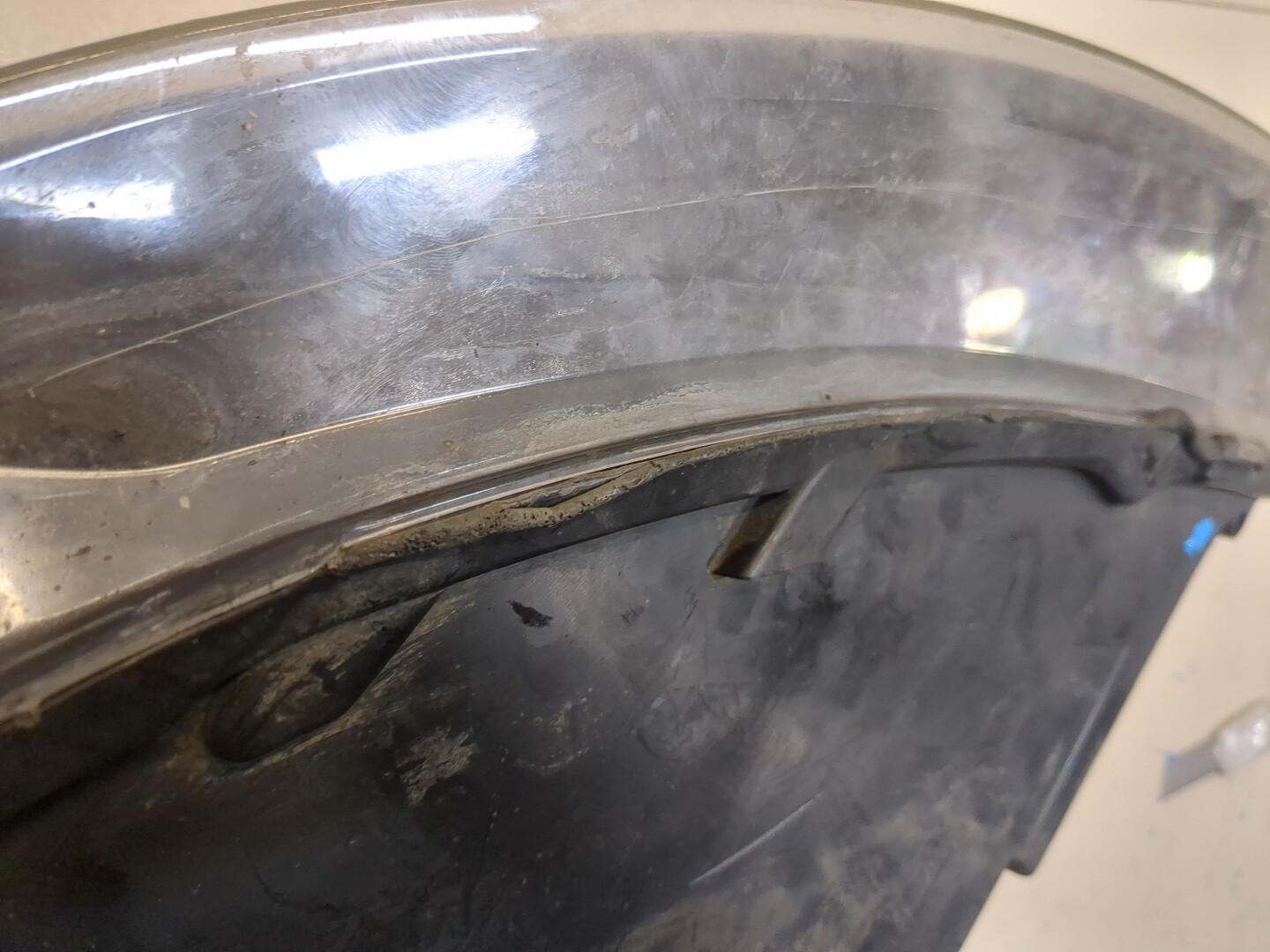 Фара правая